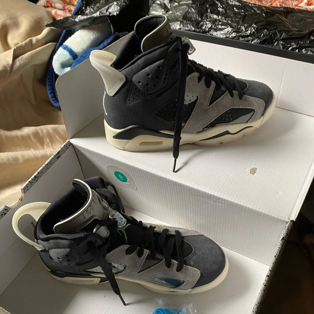 Jordan Retro 6 - Picture 6 of 15